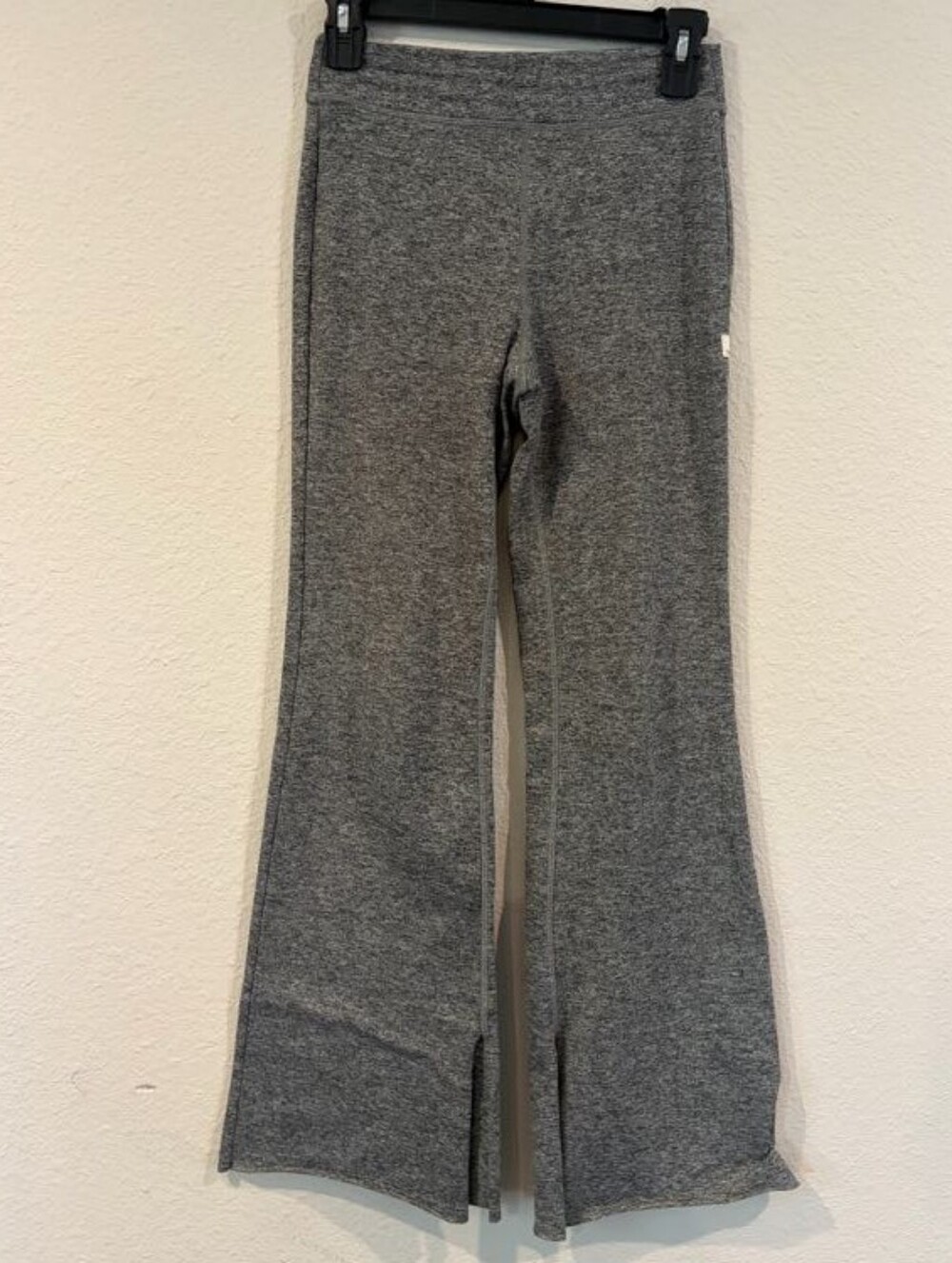 Vuori Womens Grey Fleece Lined High Waisted Slit Bootcut Yoga Pants Size Small